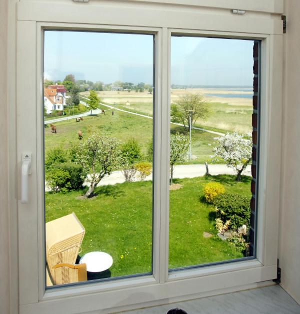 Hotel/Pension Bradhering Ahrenshoop Exteriör bild